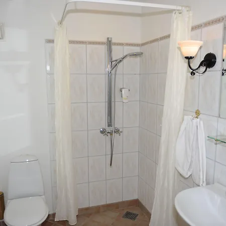 Tyrstrup אורחן 4*