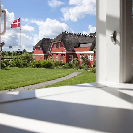 Tyrstrup 4*