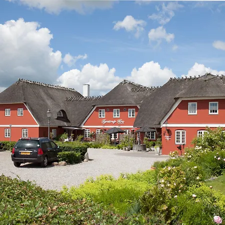 Tyrstrup 4*