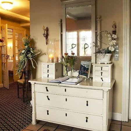 Tyrstrup Inn 4*